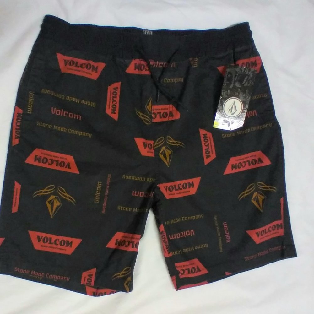 Boys Volcom shorts